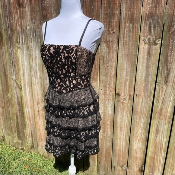 BCBGMAXAZRIA Black Nude Lace Tiered Skirt Ellie Dress 8 - Picture 6 of 16